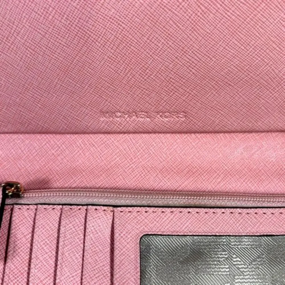 Michael Kors Jet Set Travel Rose Pink Zip Tech Phone Case Wallet Clutch